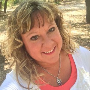 Meet your Posher, Karen